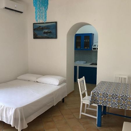 Il Cortiletto - Lipari Centro Apartamento Exterior foto